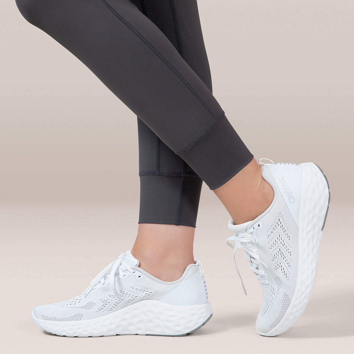 Aetrex Danika Women's Arch Support Sneaker