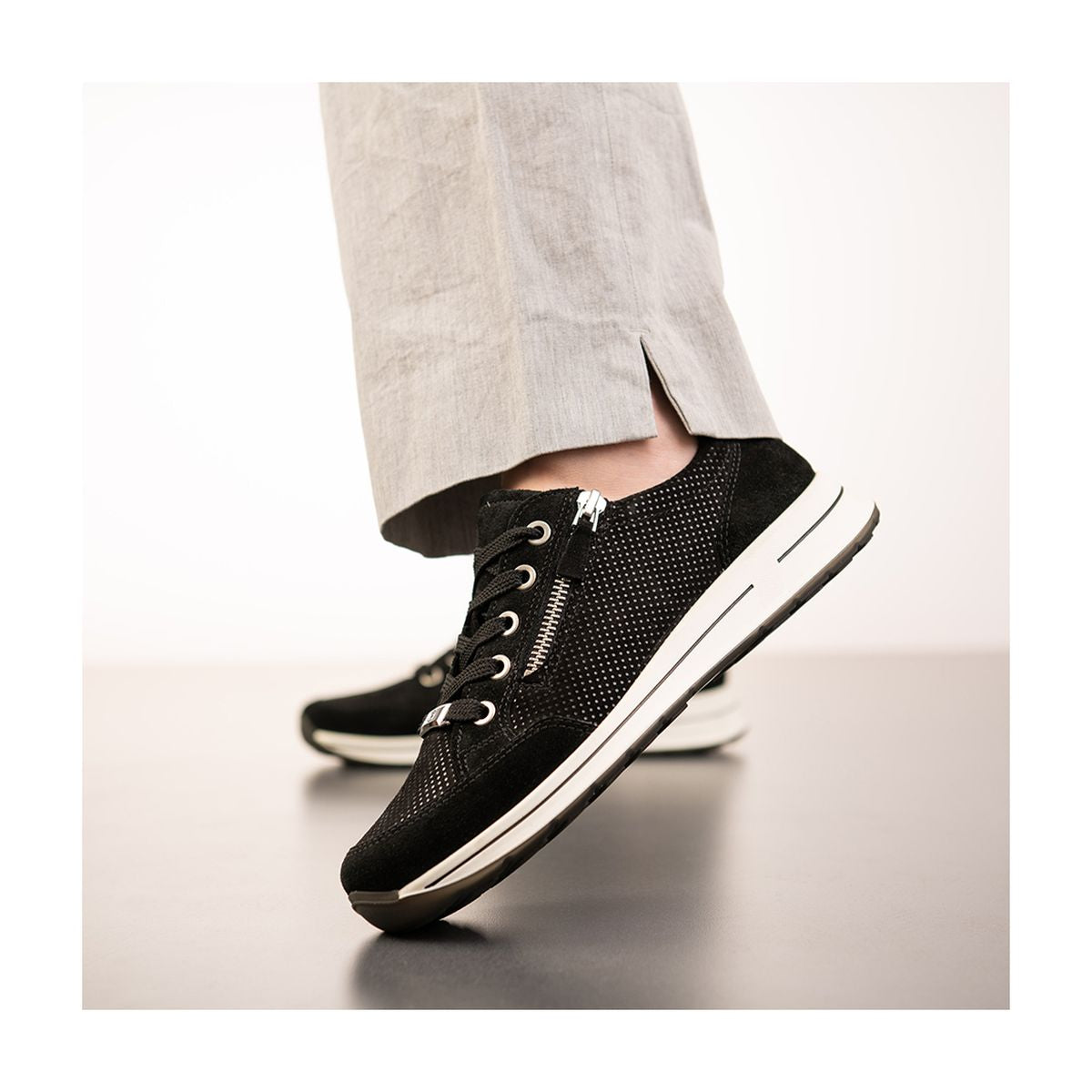 Oleanna Side Zip Sneaker