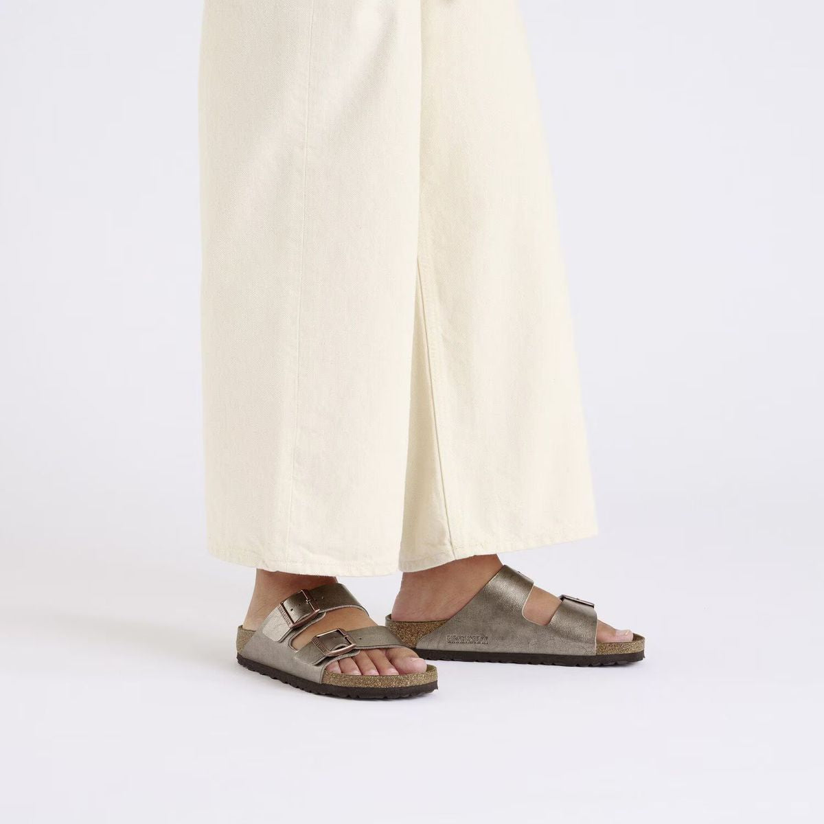 ARIZONA Birko-Flor in Graceful Taupe