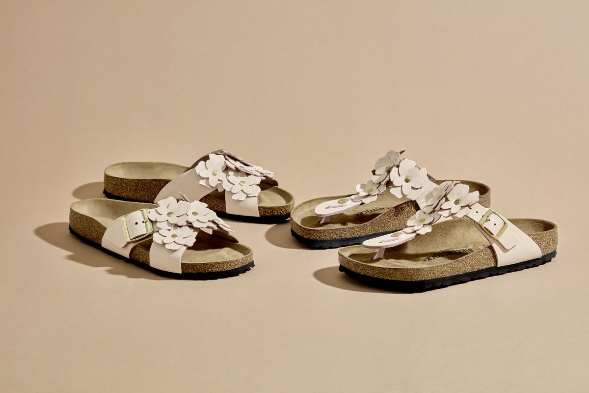Gizeh flower Toe Thong in Light Rose Leather