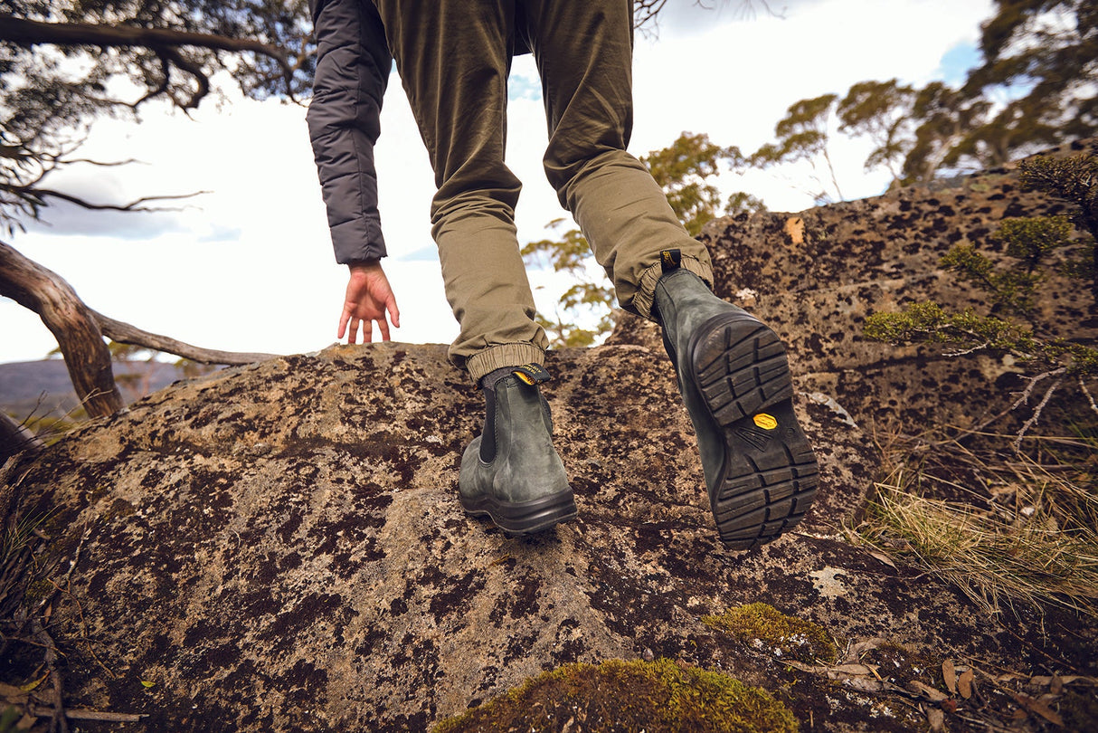 Blundstone 2055 Unisex All-Terrain in Rustic Black