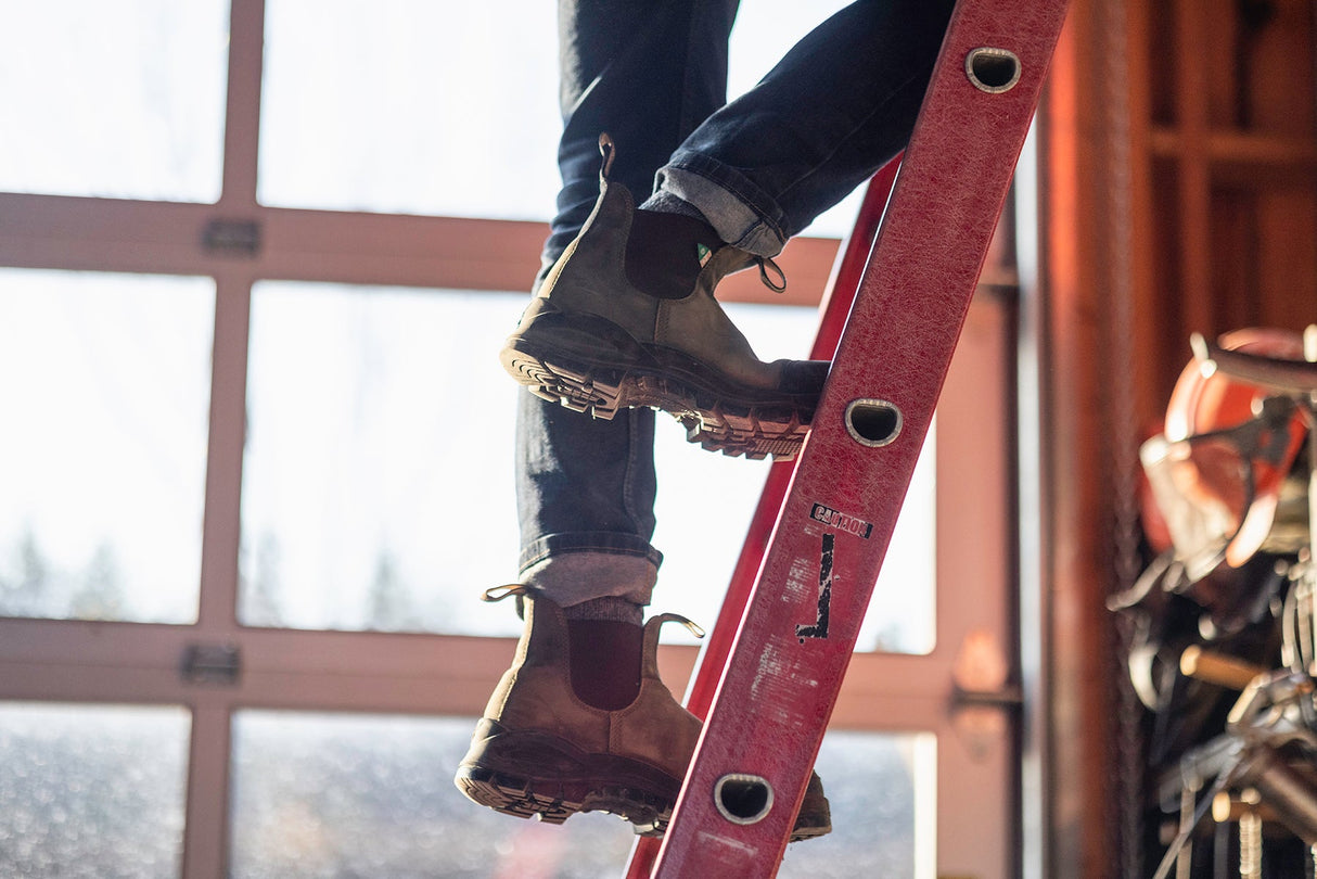 962 - XFR Safety Series Unisex Brown Boot