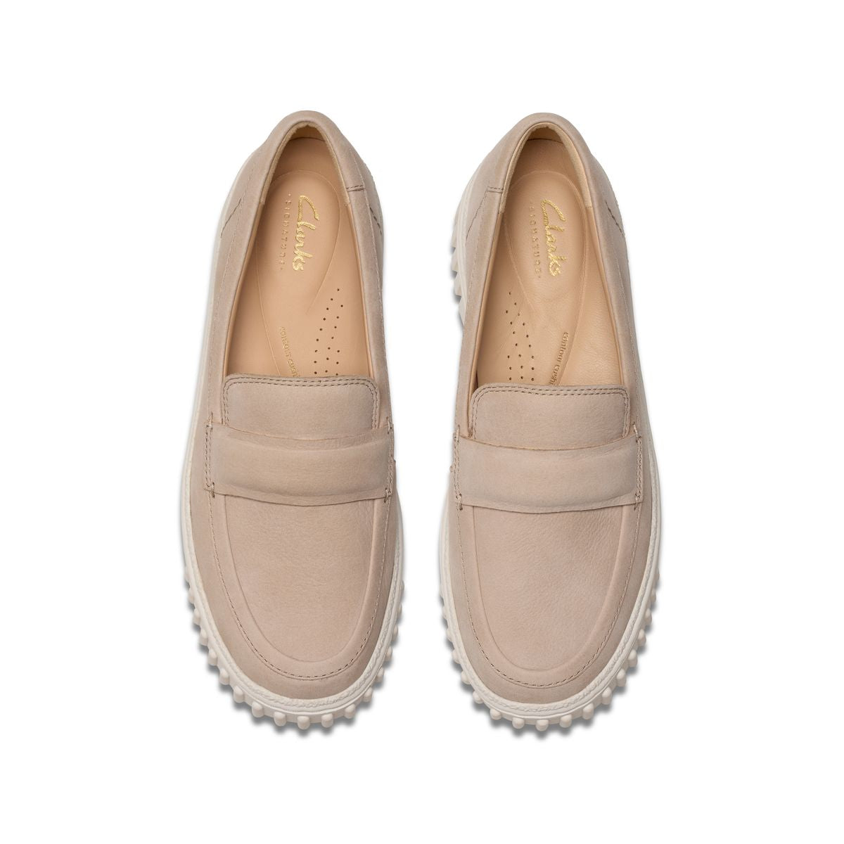 Clarks Mayhill Cove Women's Loafers in Sand