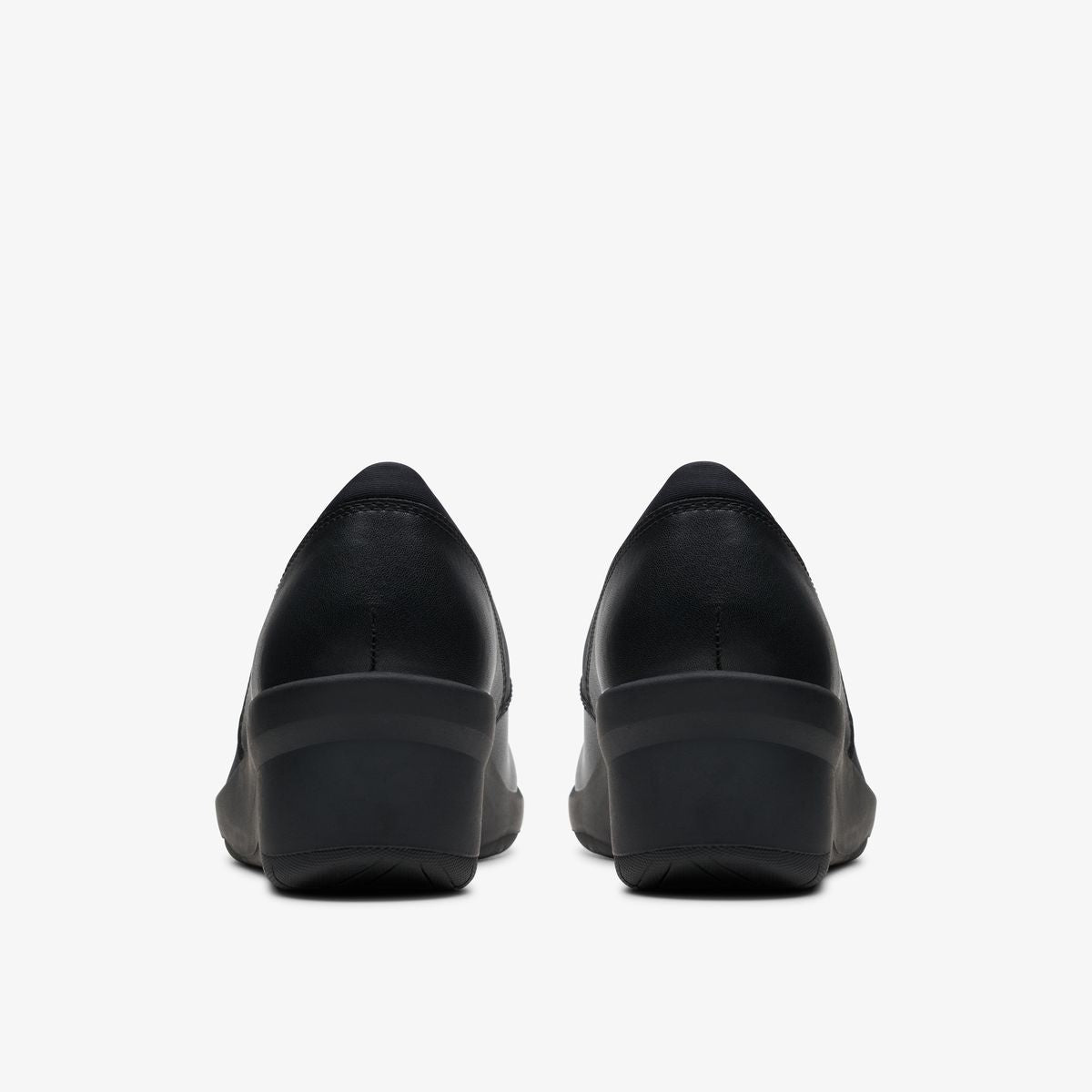 Suttyn Walk Slip-Ons