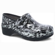 Dansko Women's LT Pro Patent Clogs in Twisty, waterproof professional shoe, all day comfort, Style #5200420202