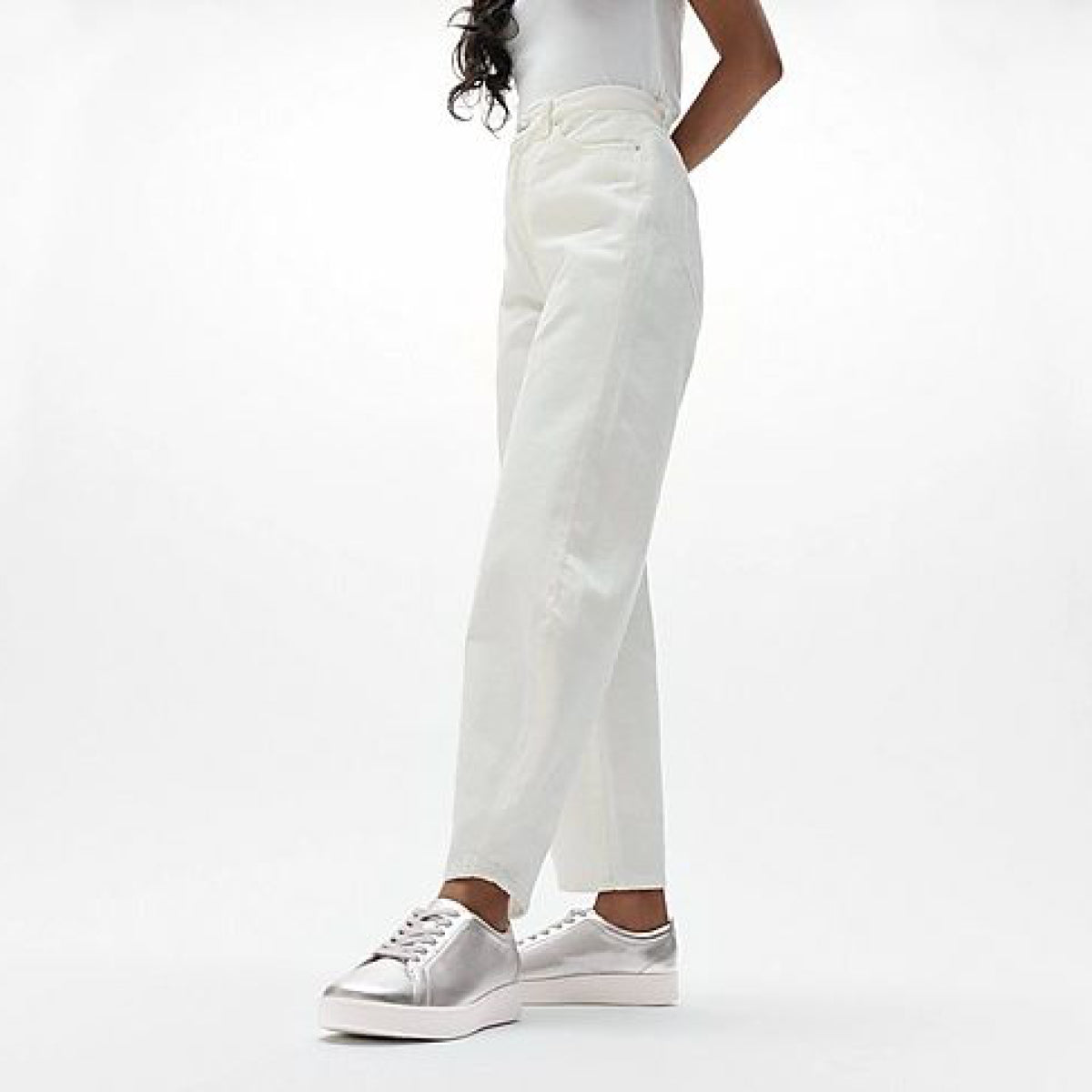 Rally Lace Up Sneaker in Silver