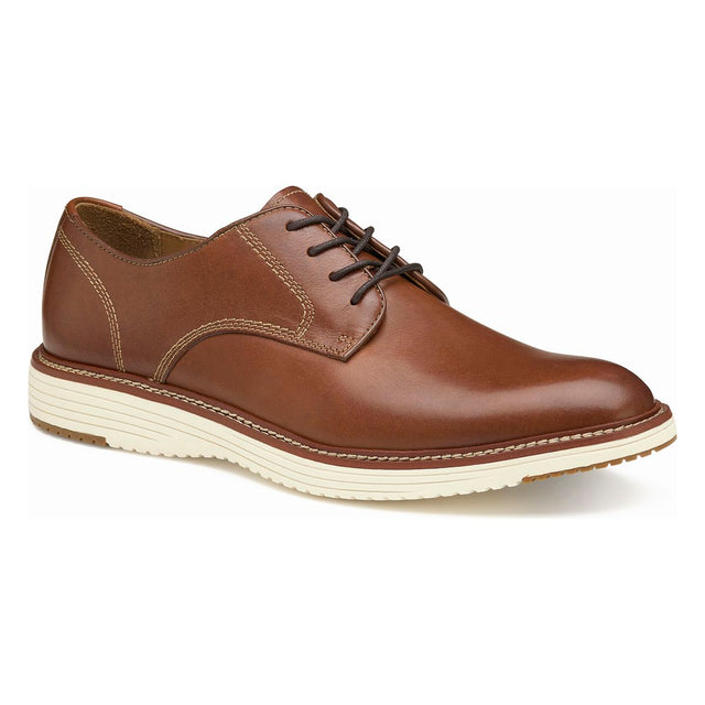 Johnston & Murphy Upton Plain Toe Casual Men's Shoe in Tan. Johnston & Murphy Upton Plain Toe Tan, men’s casual leather shoe Canada, Upton plain toe Johnston & Murphy, tan casual lace-up shoes. Comfortable, dressy casual shoe, Soft leather, comfortable, all-day wear, tan leather. Style 20-3520