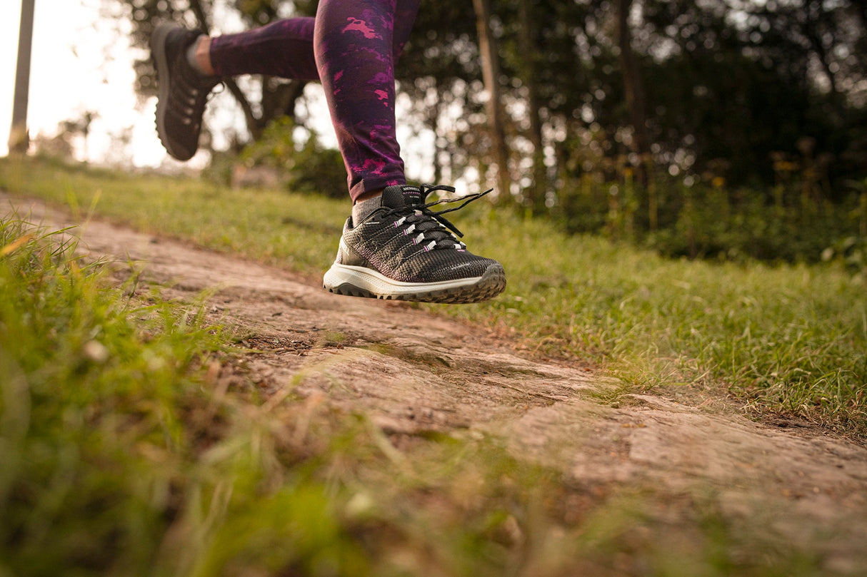 Women's Fly Strike Active Sneakers