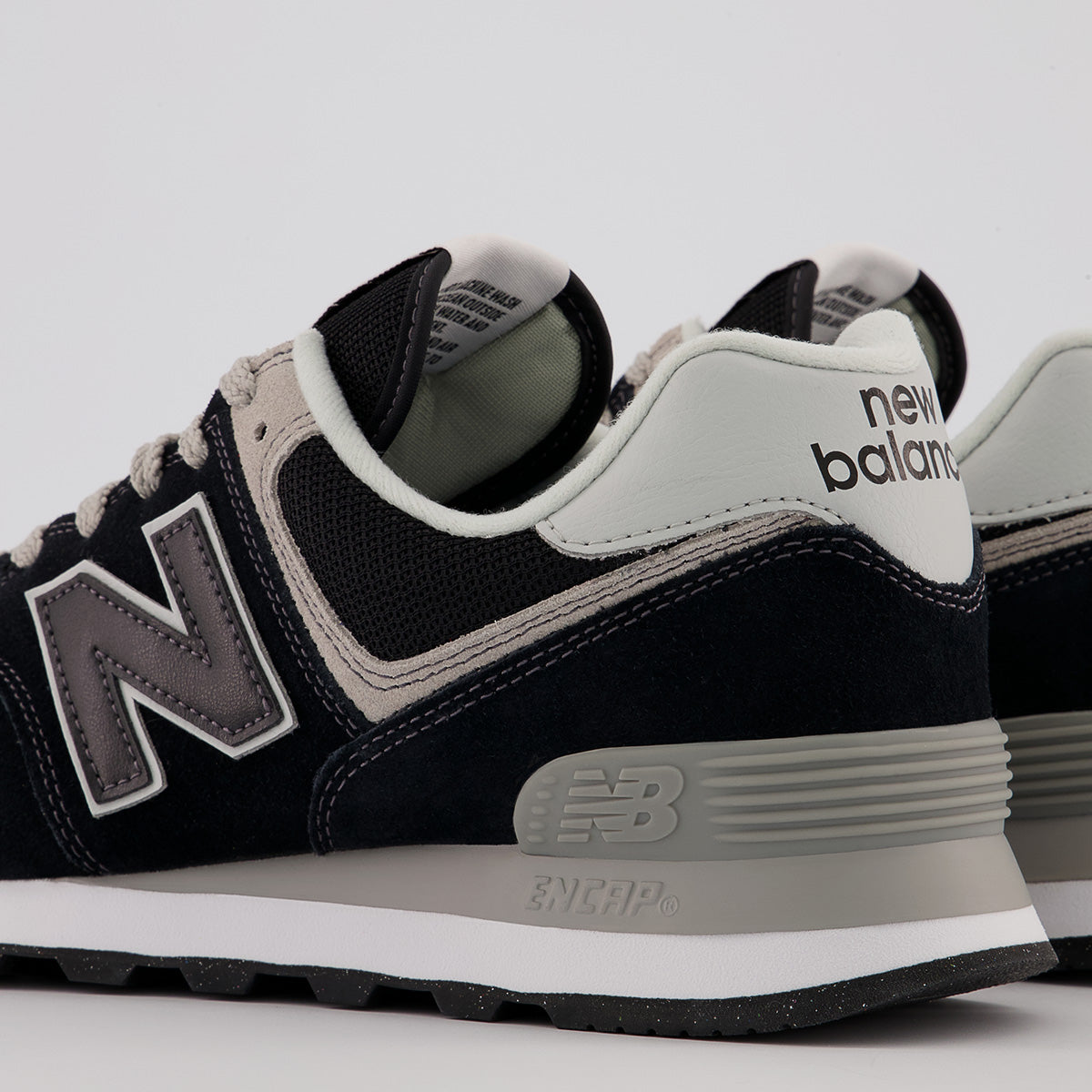 New Balance Men's 574 Casual Shoe in Black