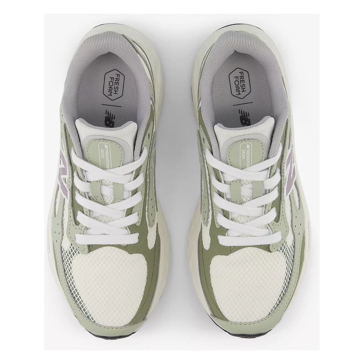 New Balance Women's Arishi V4 Running Shoe in Sea Salt/Olivine