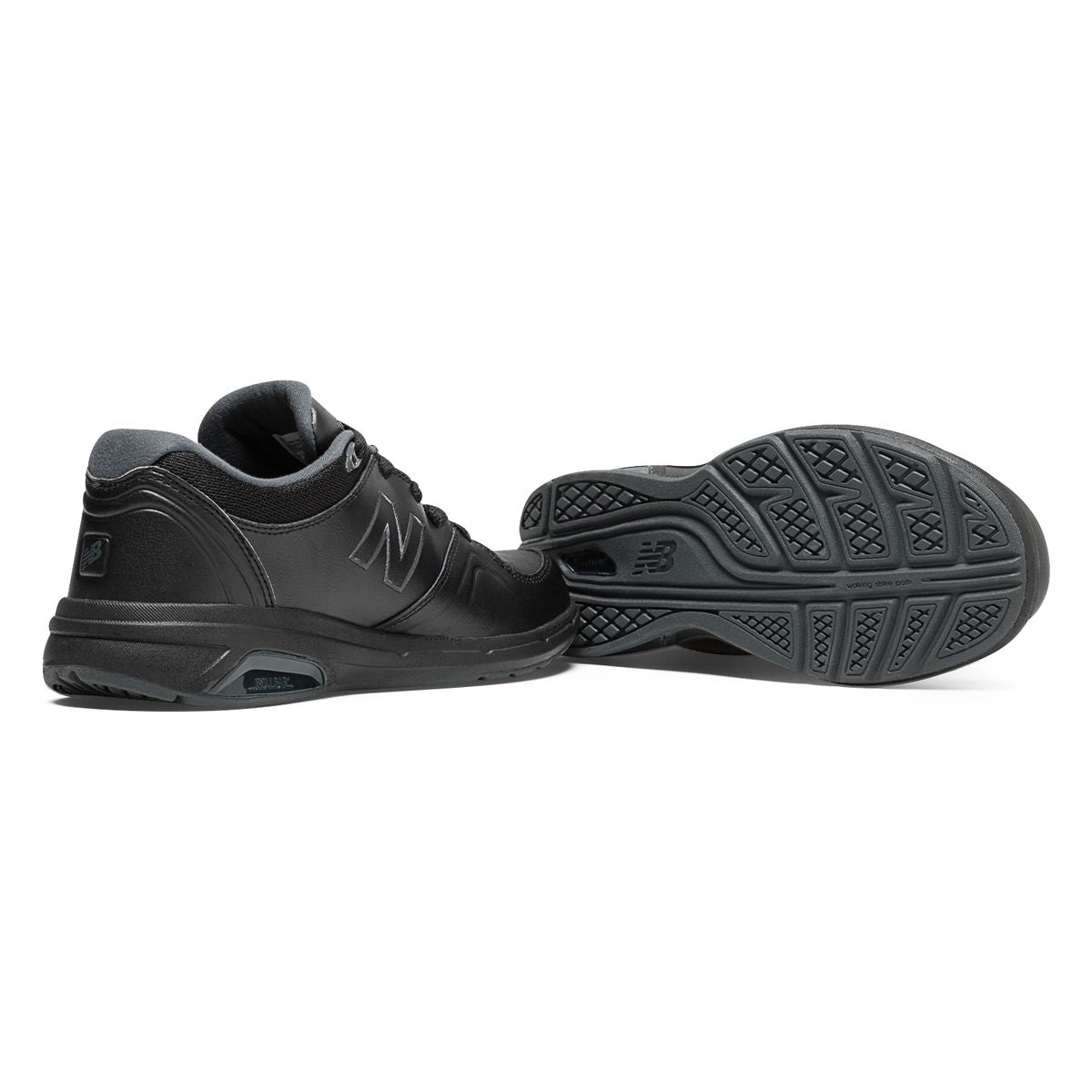 813 v1 Walking Shoe