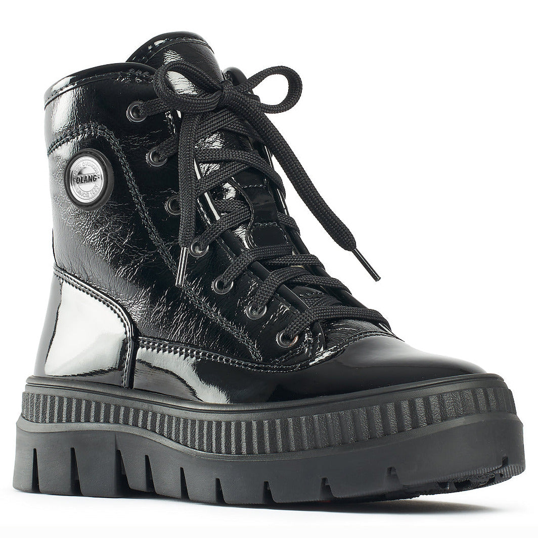 Olang Spell OC Zip L Black boots with vegan patent upper, lace and zip closure, wool lining, and ROCK outsole with OC System® ice cleats.