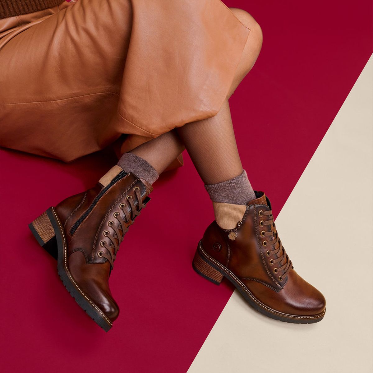 Remonte D1A70 Women's Lace Up Boots in Hazelnut
