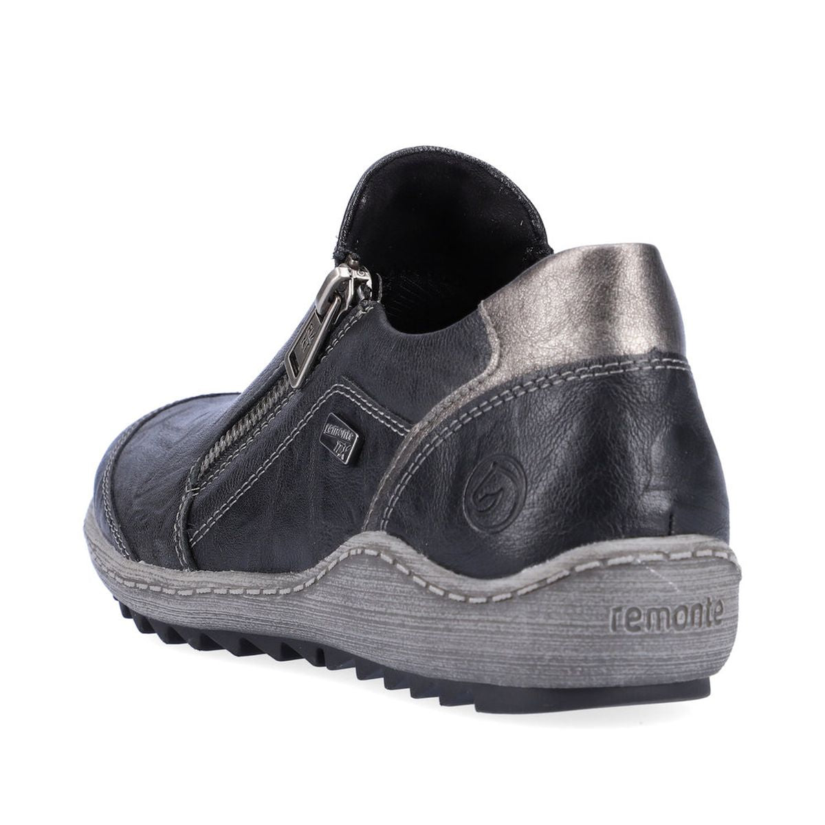 R1428 Slip On Shoes