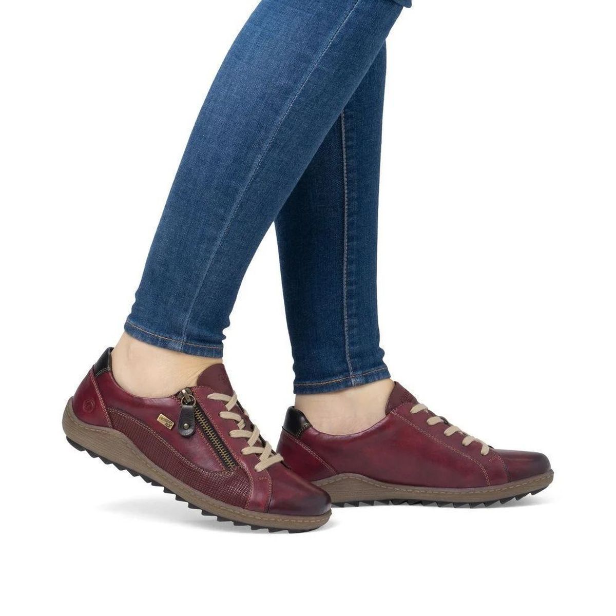 Remonte R1440 Women's Lace Up Shoe in Vino