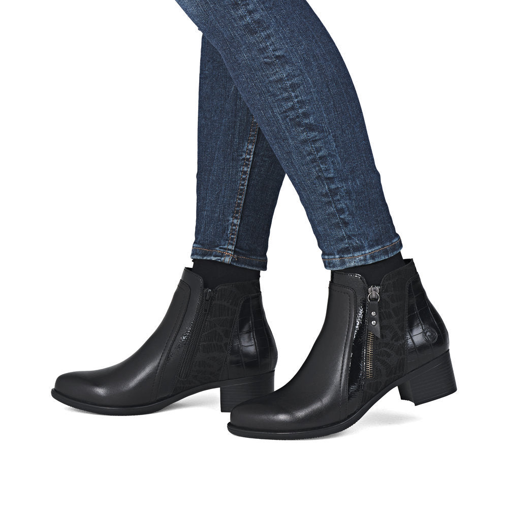 Remonte R5172 Women's Dress Boot in Black