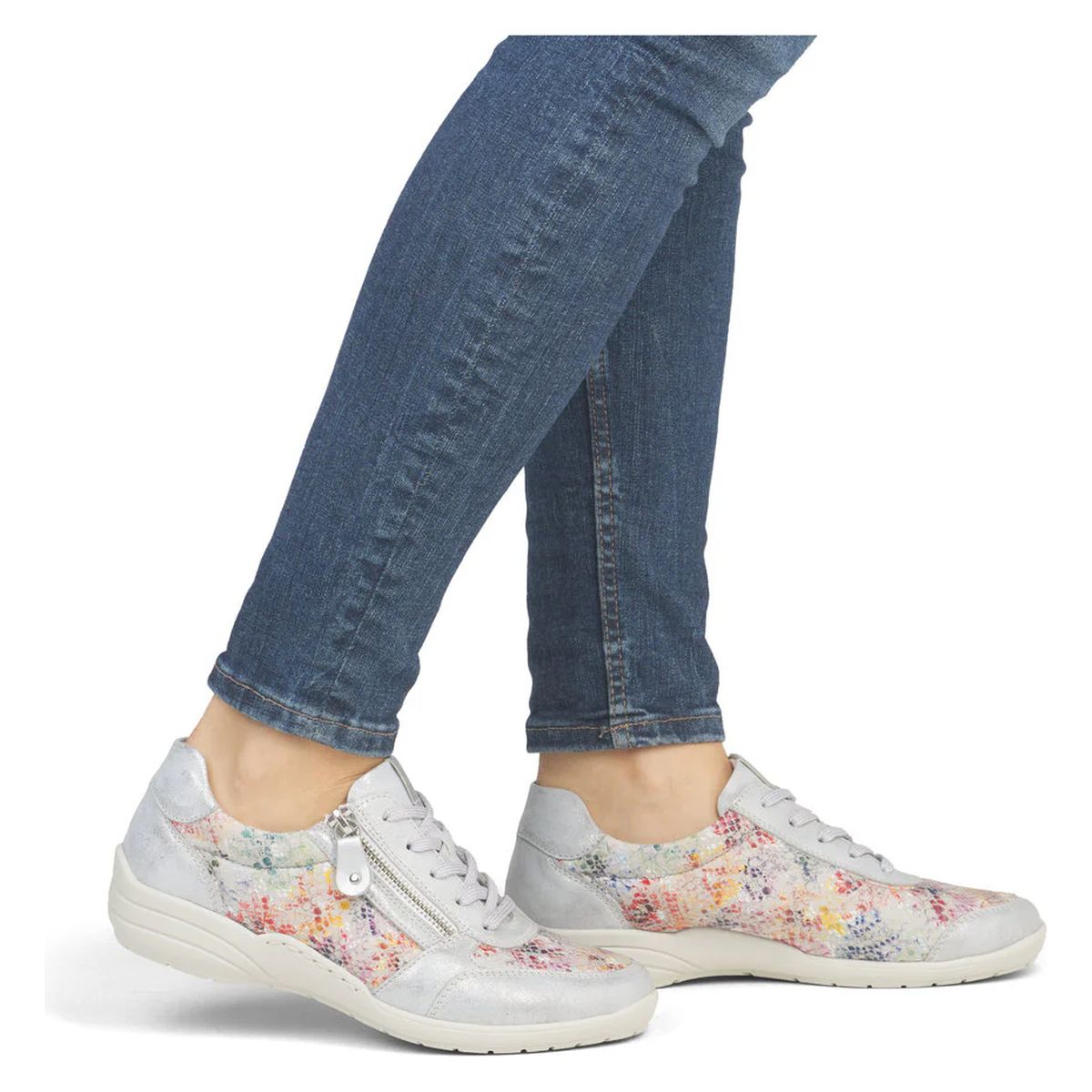 Remonte R7637 Women's Wide Shoes in Silver