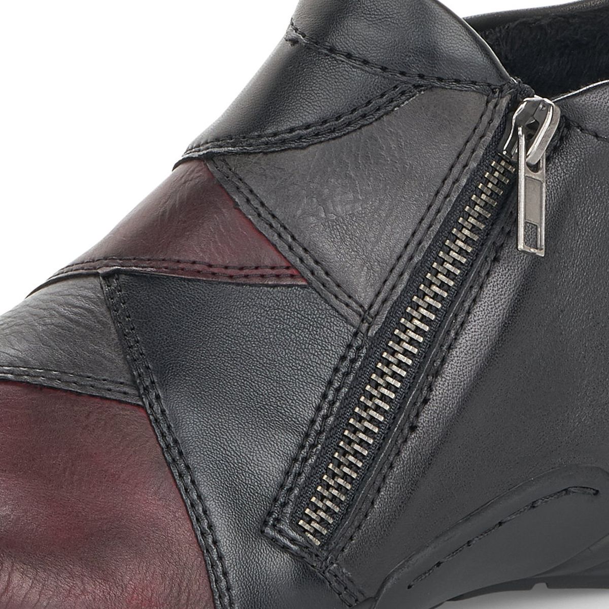 D7674 Side Zip Shoe