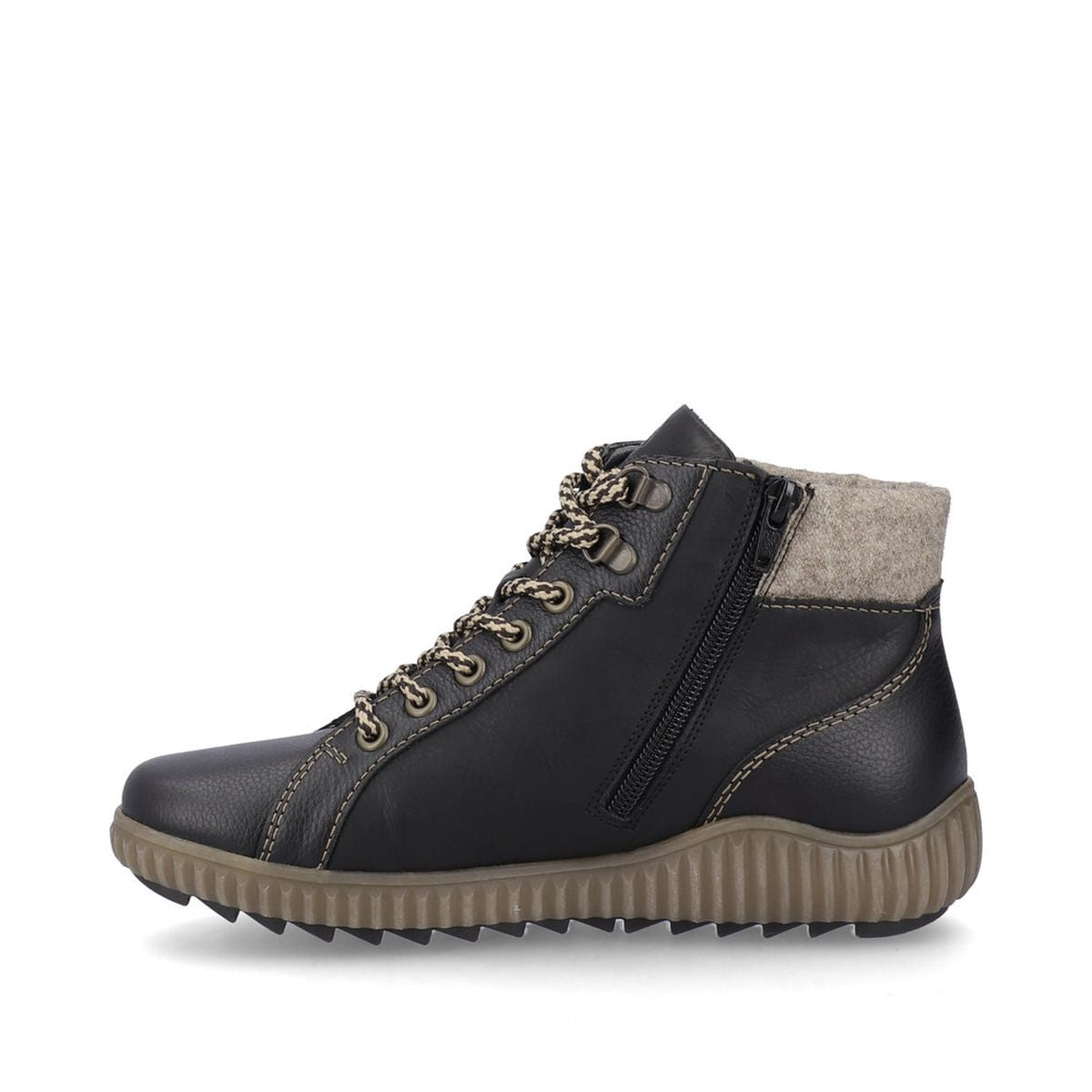 R8276 Lace Up Boots