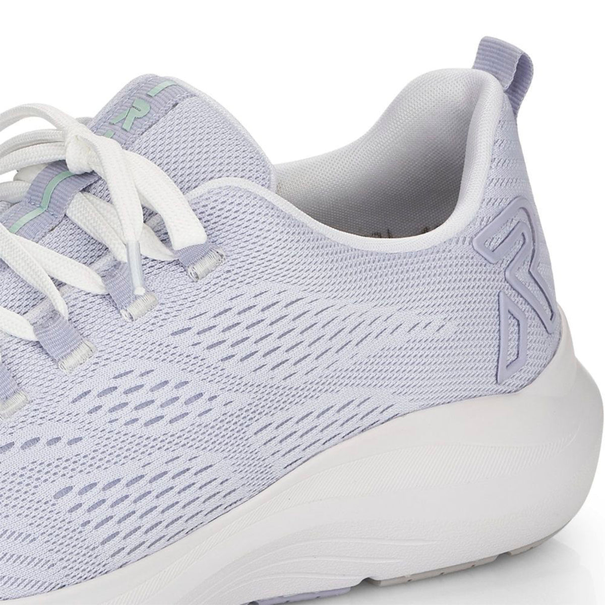42103 Lace Up Sneaker