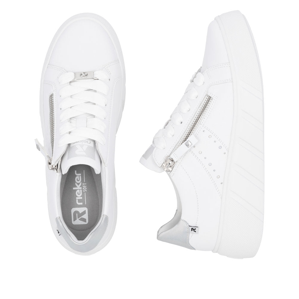 W2605 Lace Up Sneaker