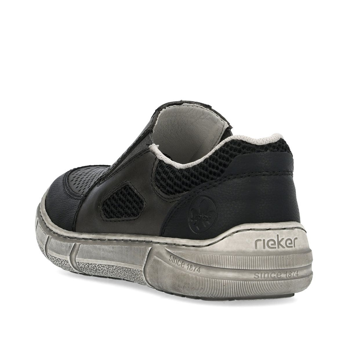 04051 Men's Slip ON