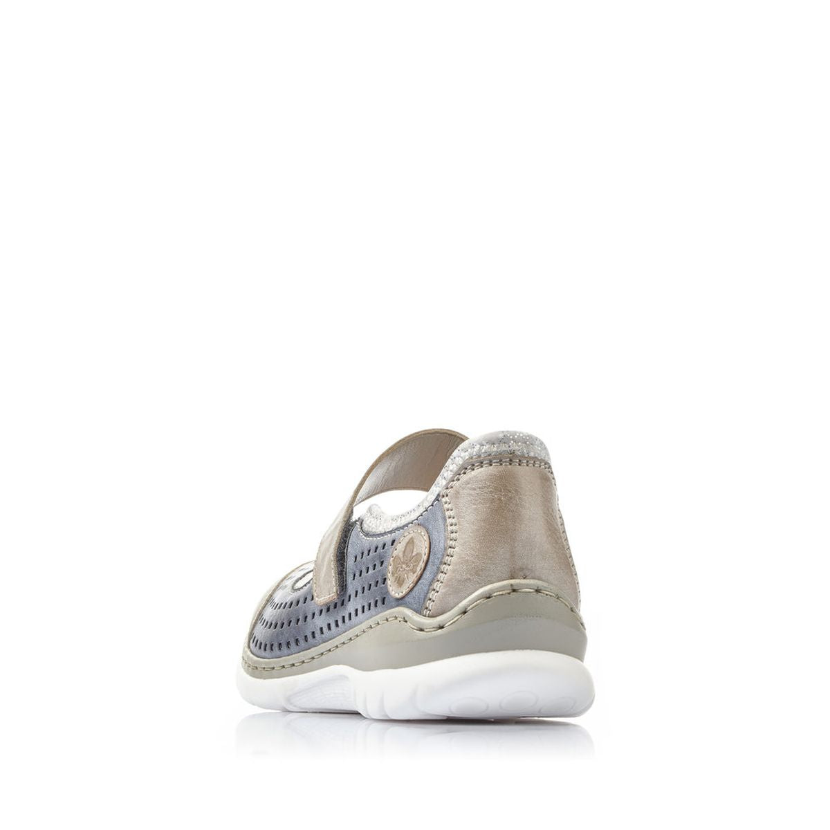 L32B5 Mary Jane Ballerina