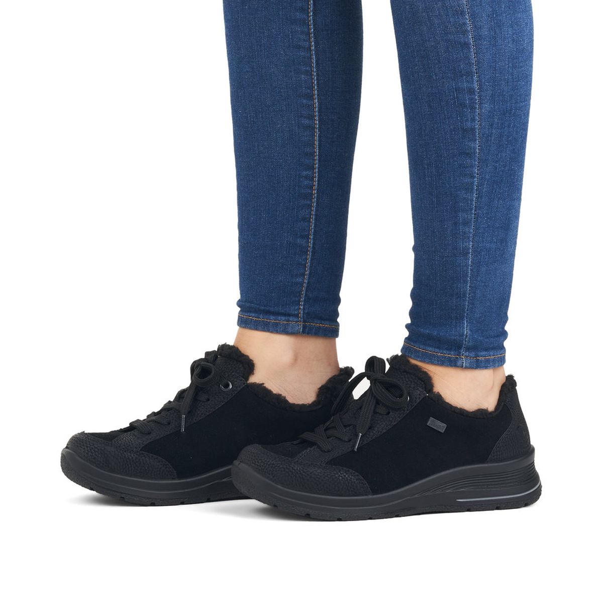 L7701 Lace Up Shoe