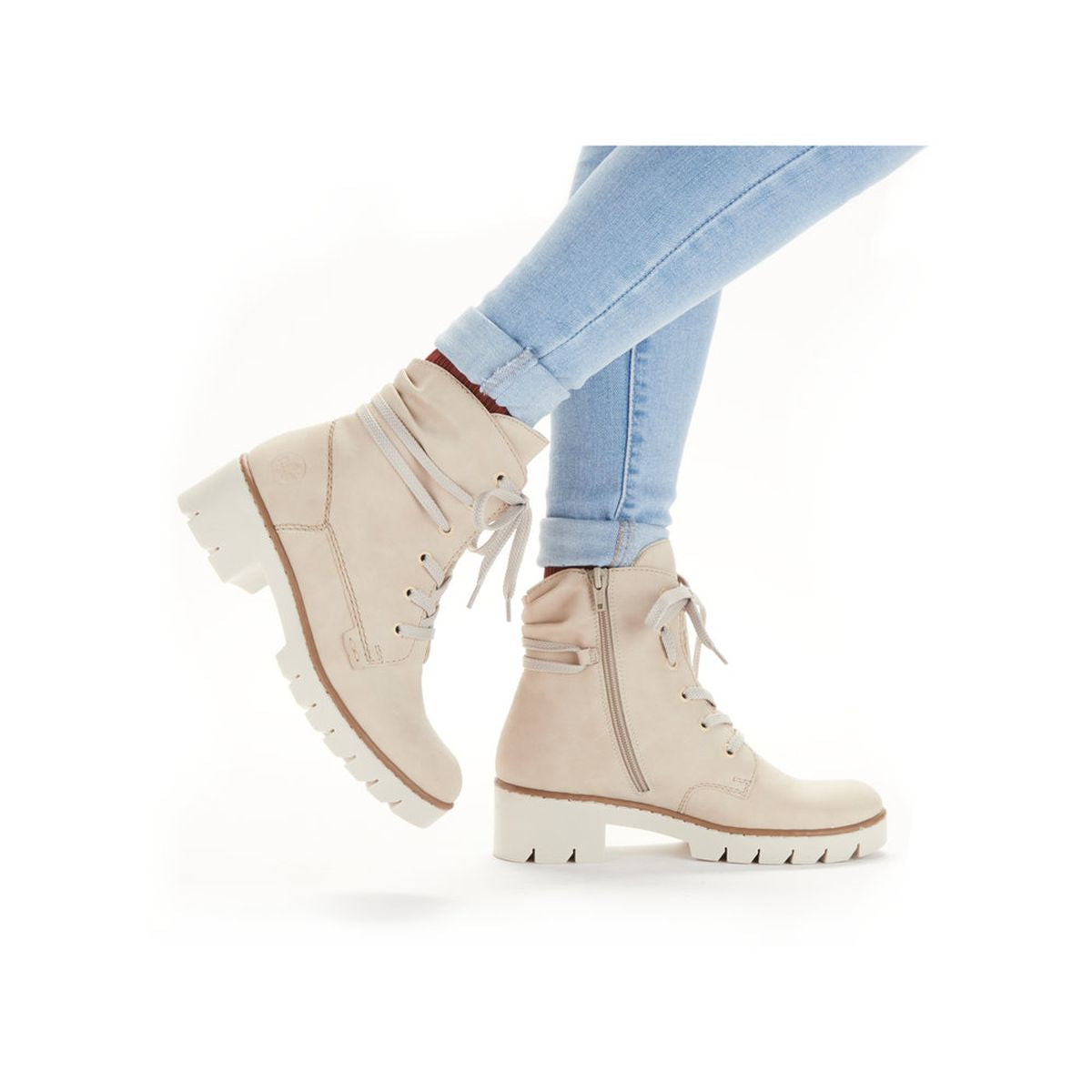 X5717 Lace Up Boots