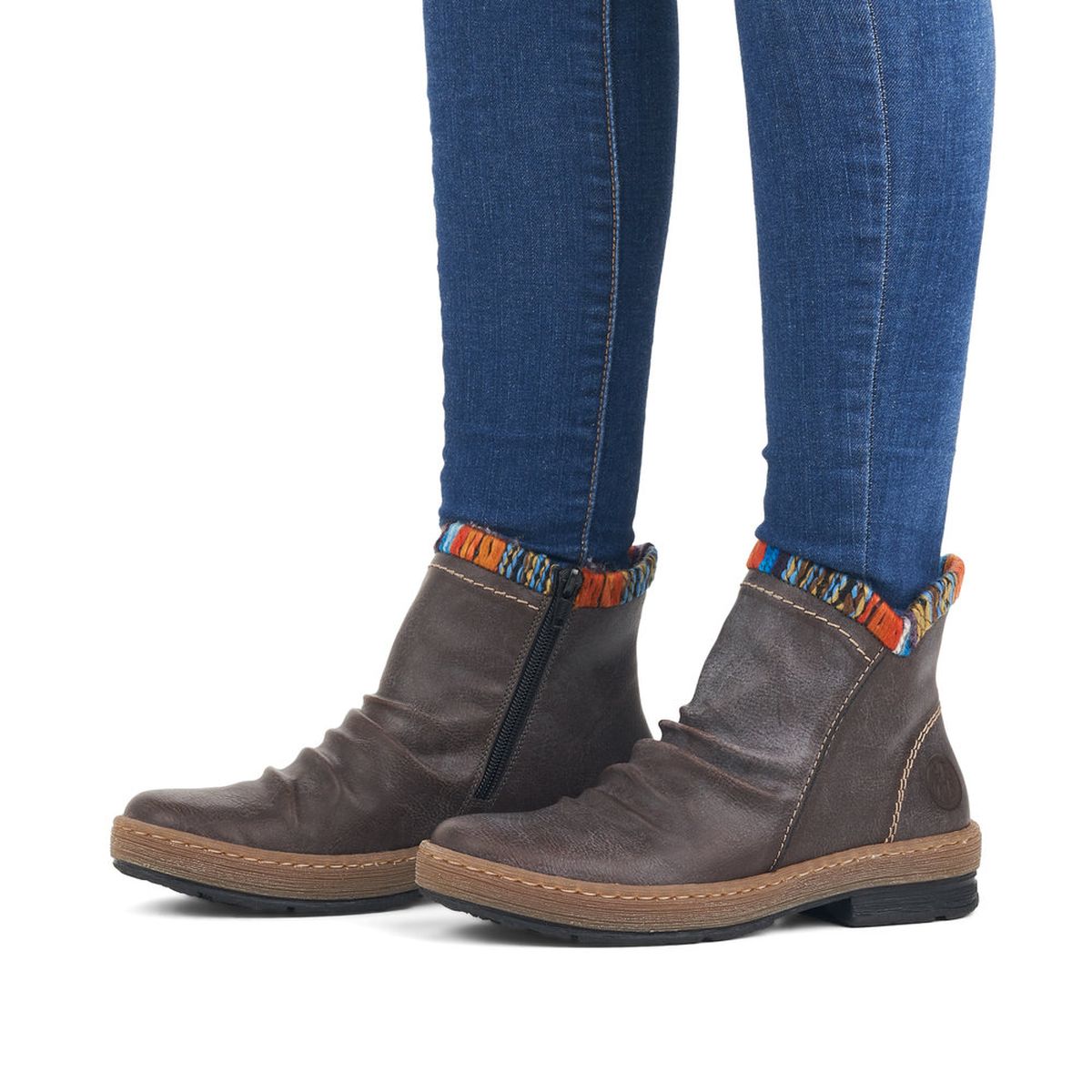 Z6755 Grey Ankle Boots