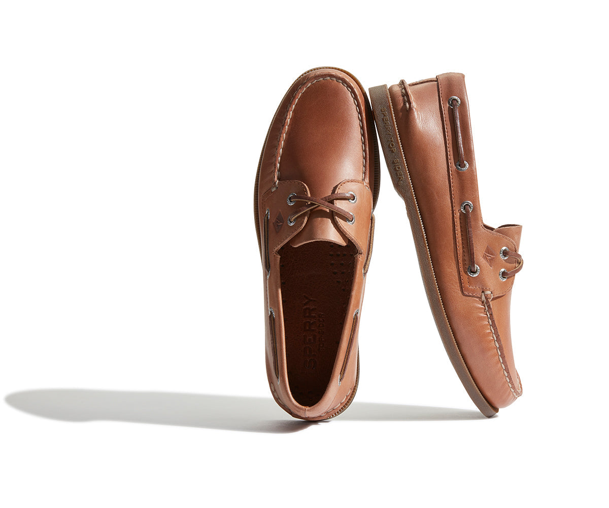 Men's Authentic Original 2 Eye Boat Shoe