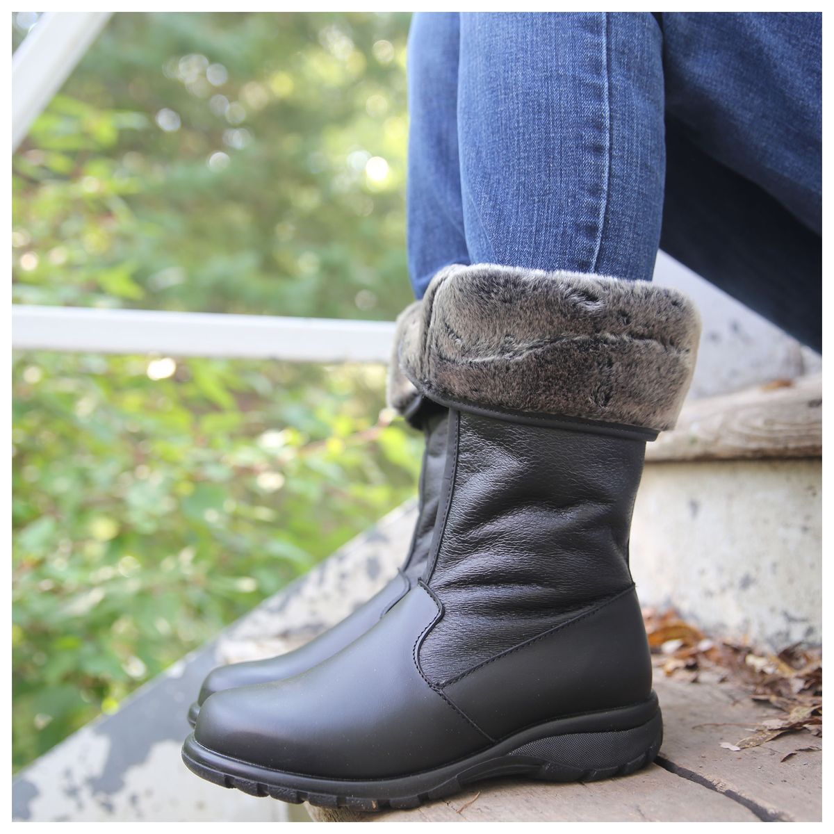 Toe Warmers Women's Shelter High Boot in Black