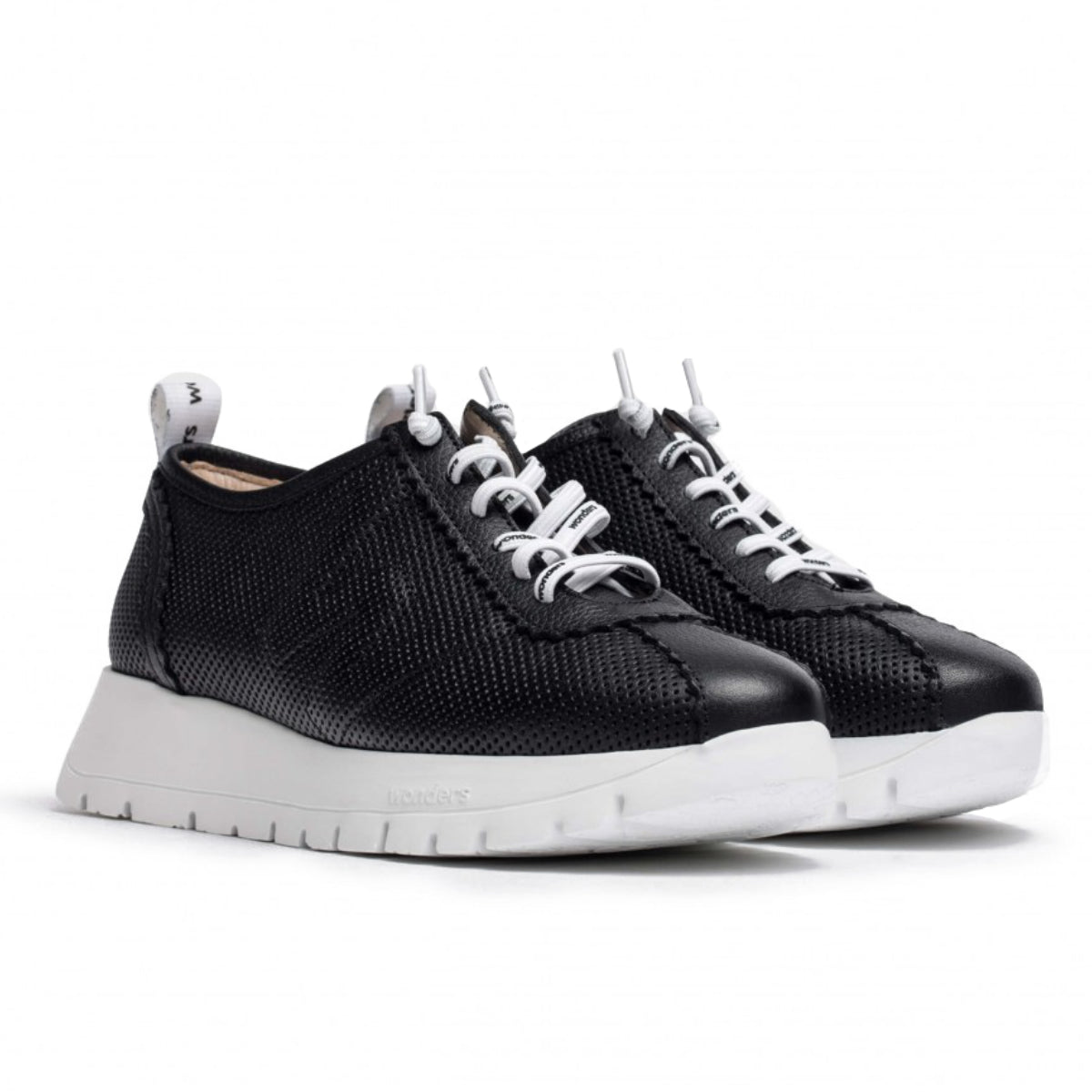 Wonders A-2424 Women's Dress Sneaker in Black