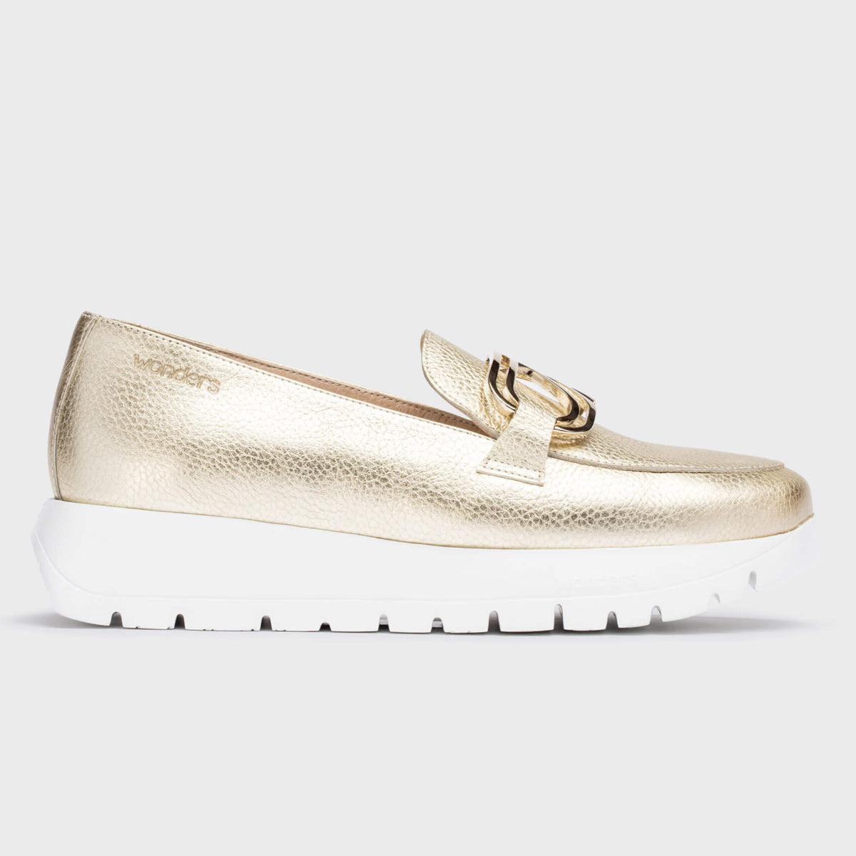 A-2462 Platform Loafer
