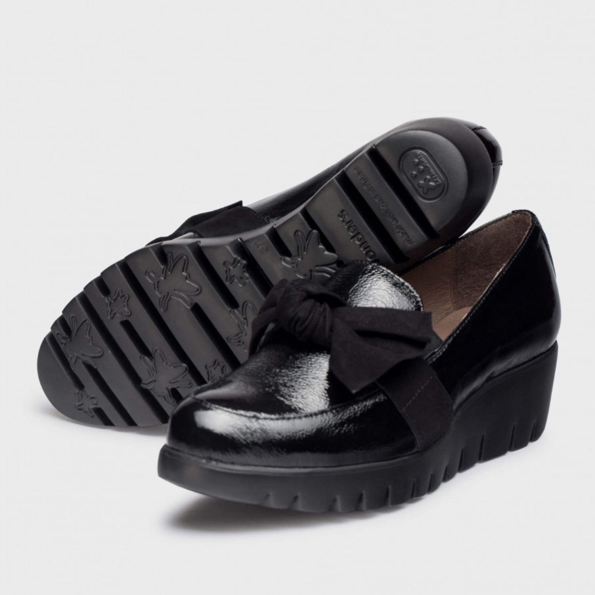 Wonders C-33323 Women's Loafer in Black Patent
