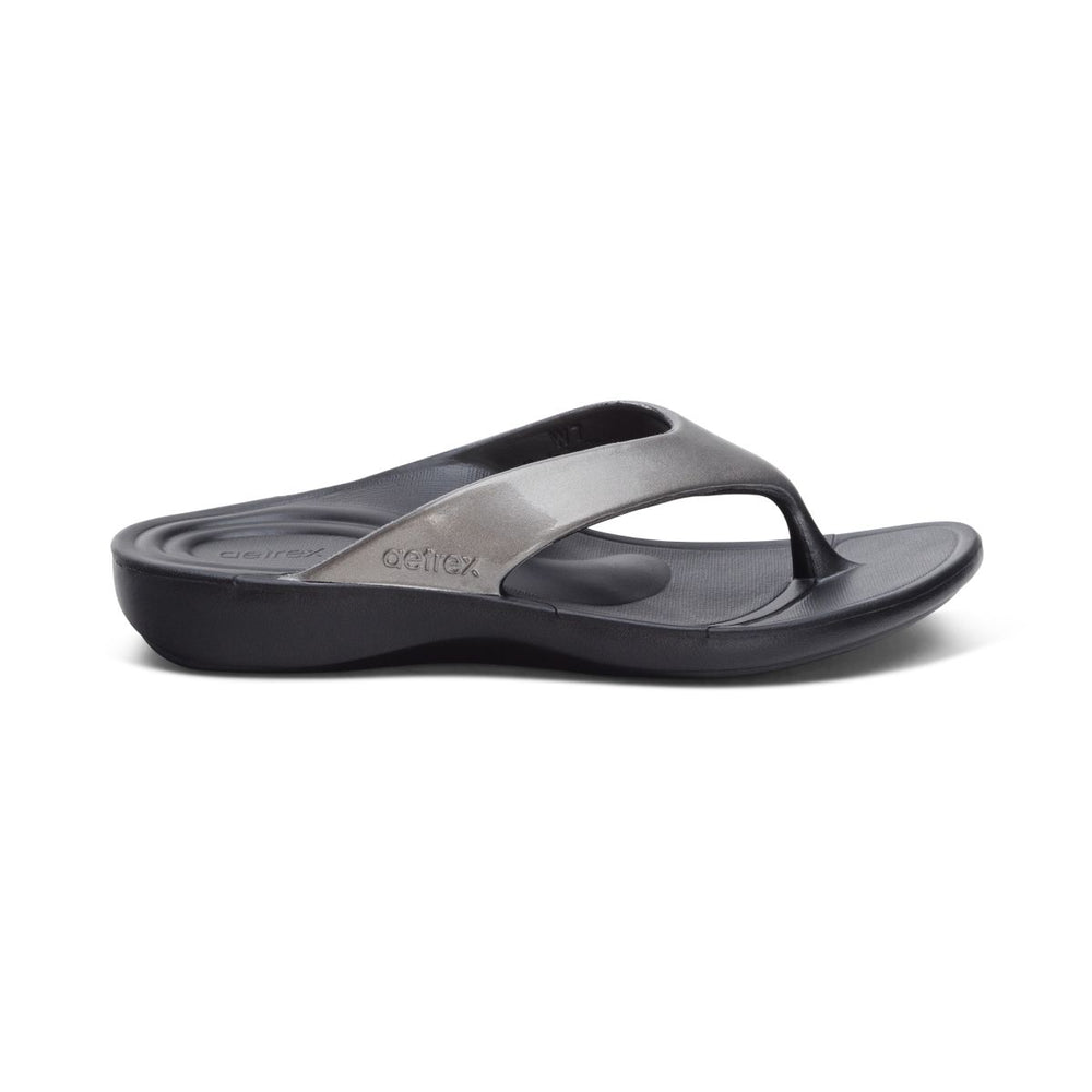 Aetrex Maui Women's Orthotic Flips – Pewter