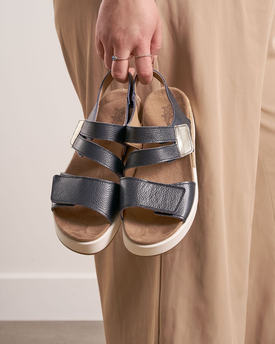 Anzia 11427 Women's Wedge Sandals in Navy