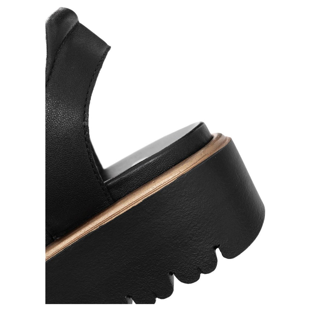 Ara Belize Wedge Sandal in Black