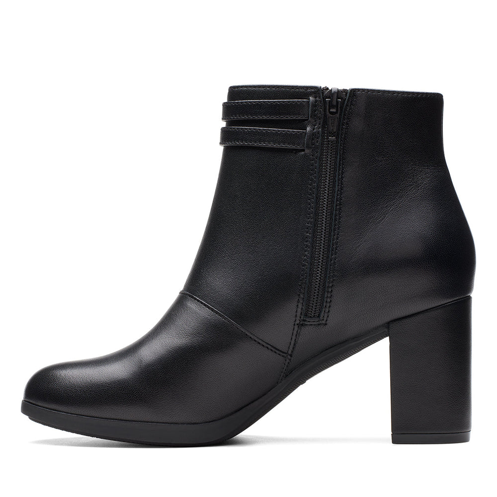Clarks Bayla Light Women's Dress Boot in Black