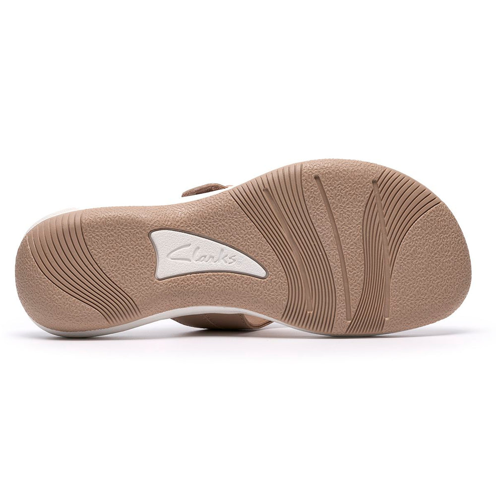 Clarks Breeze Cove Women's Thong Sandals in Sand