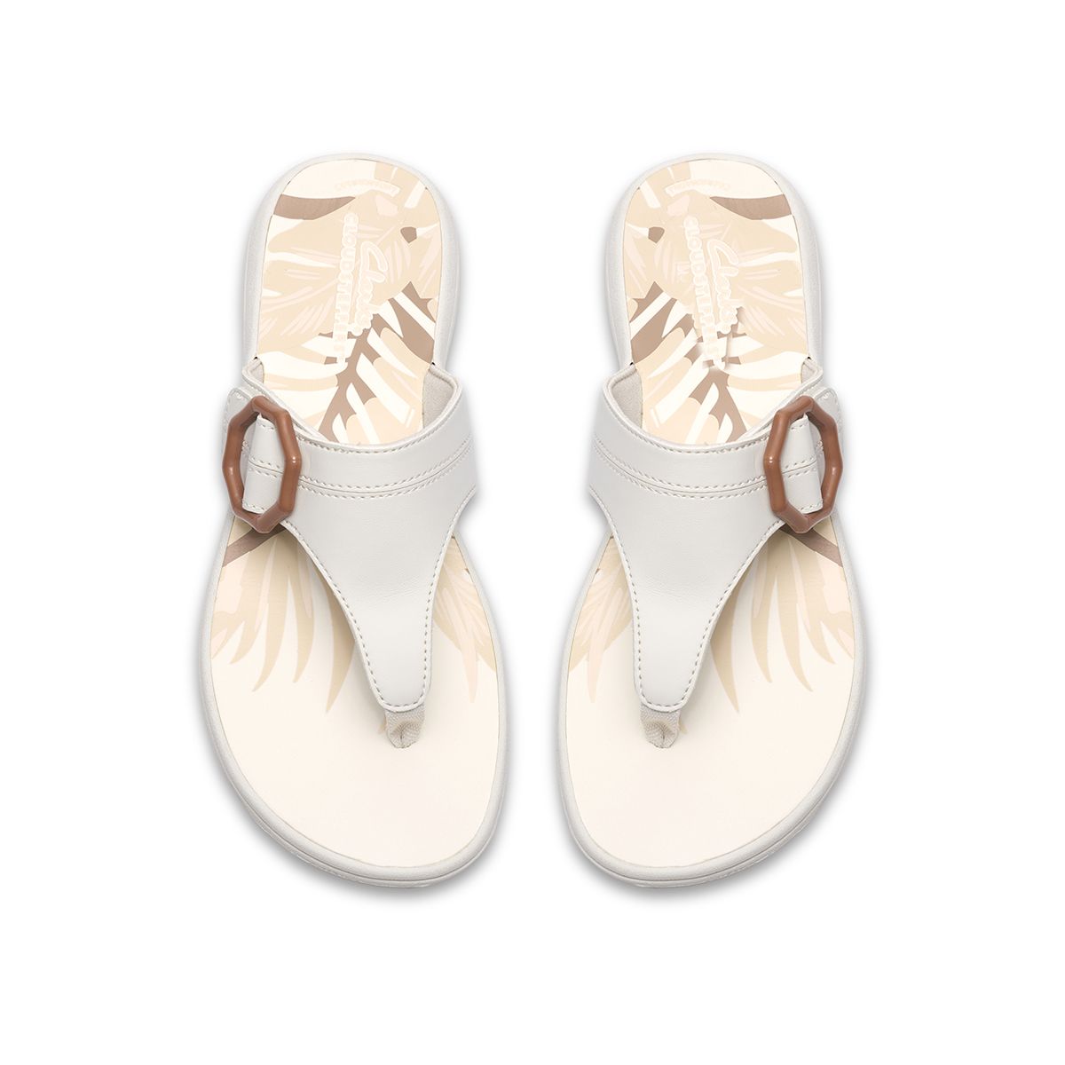 Clarks Breeze Cove Women's Thong Sandals in Off White