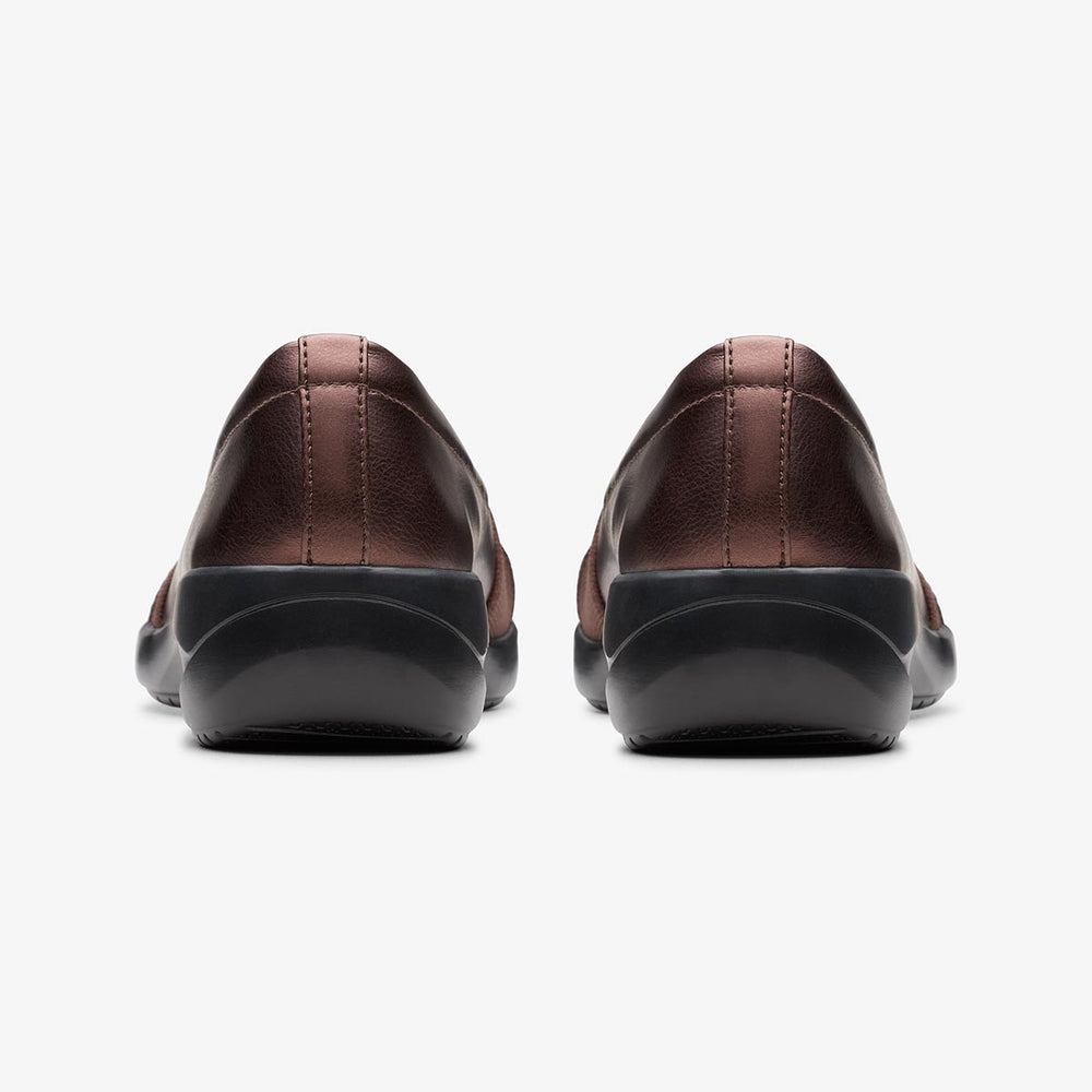 Clarks Kaetlyn Rhea Women's Loafer in Bronze