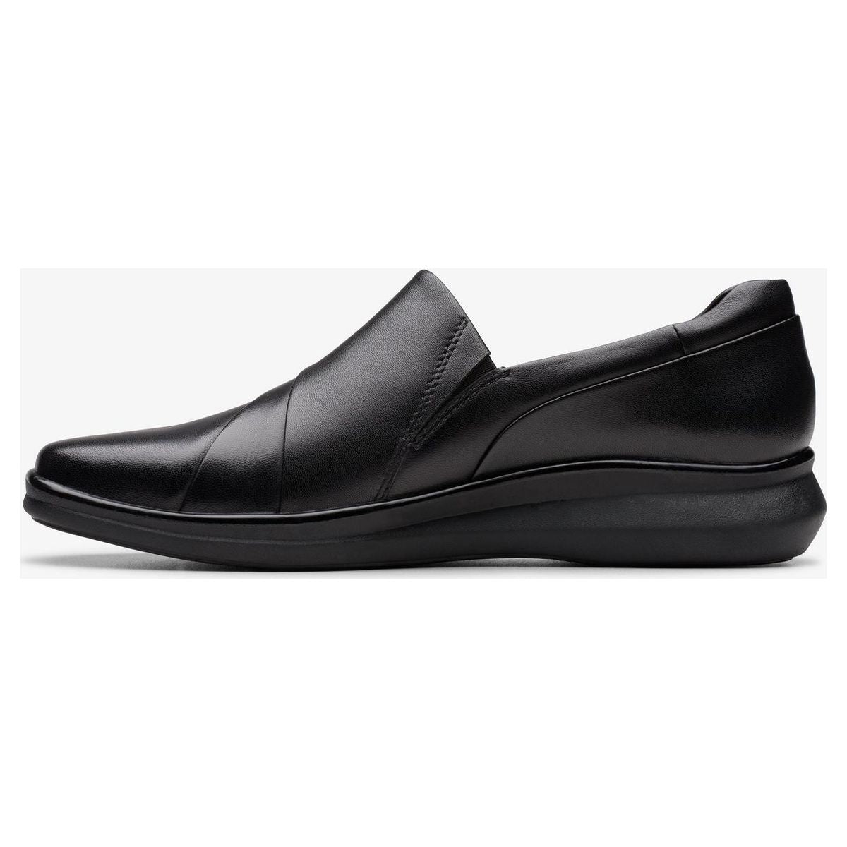 Clarks Lynell Slip Women's Slip Ons in Black