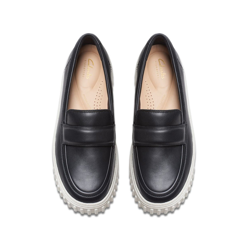 Clarks Mayhill Cove Women's Loafers in Black