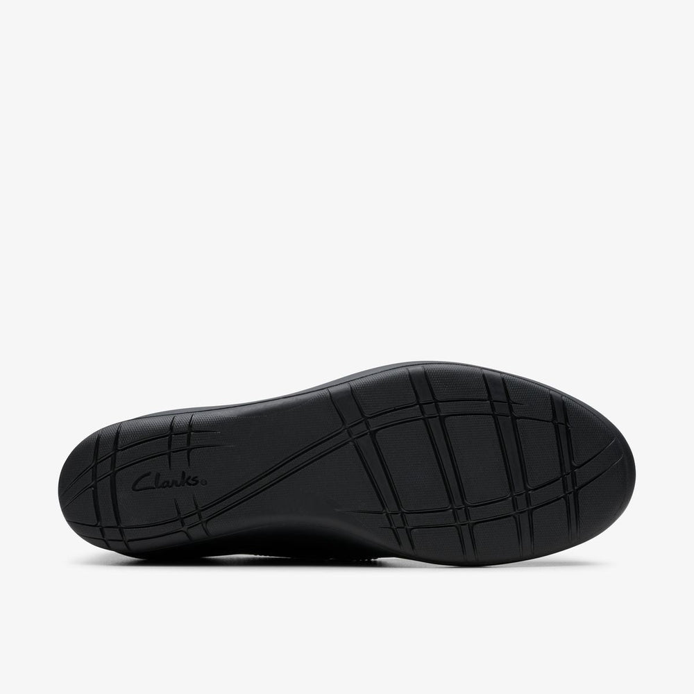 Suttyn Walk Slip-Ons