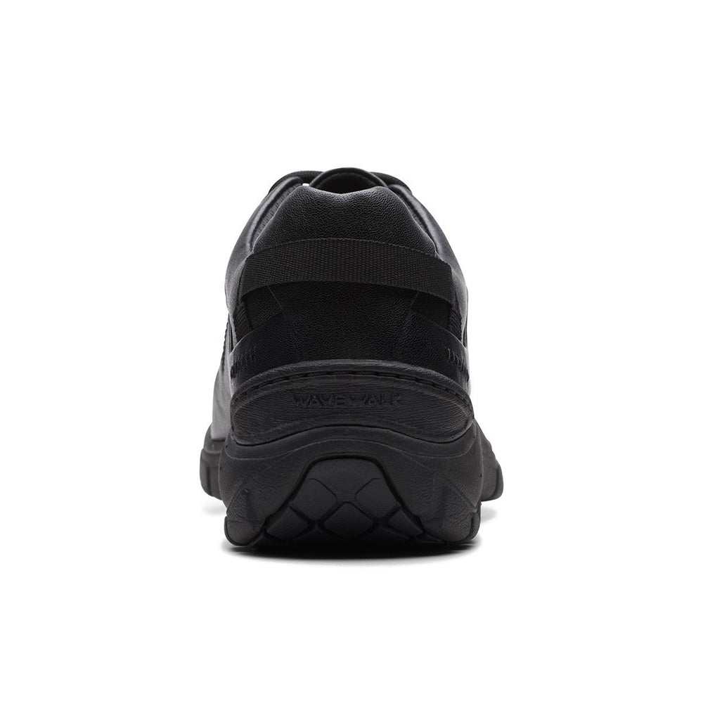 Clarks Wave Range Women's Sneakers in Black