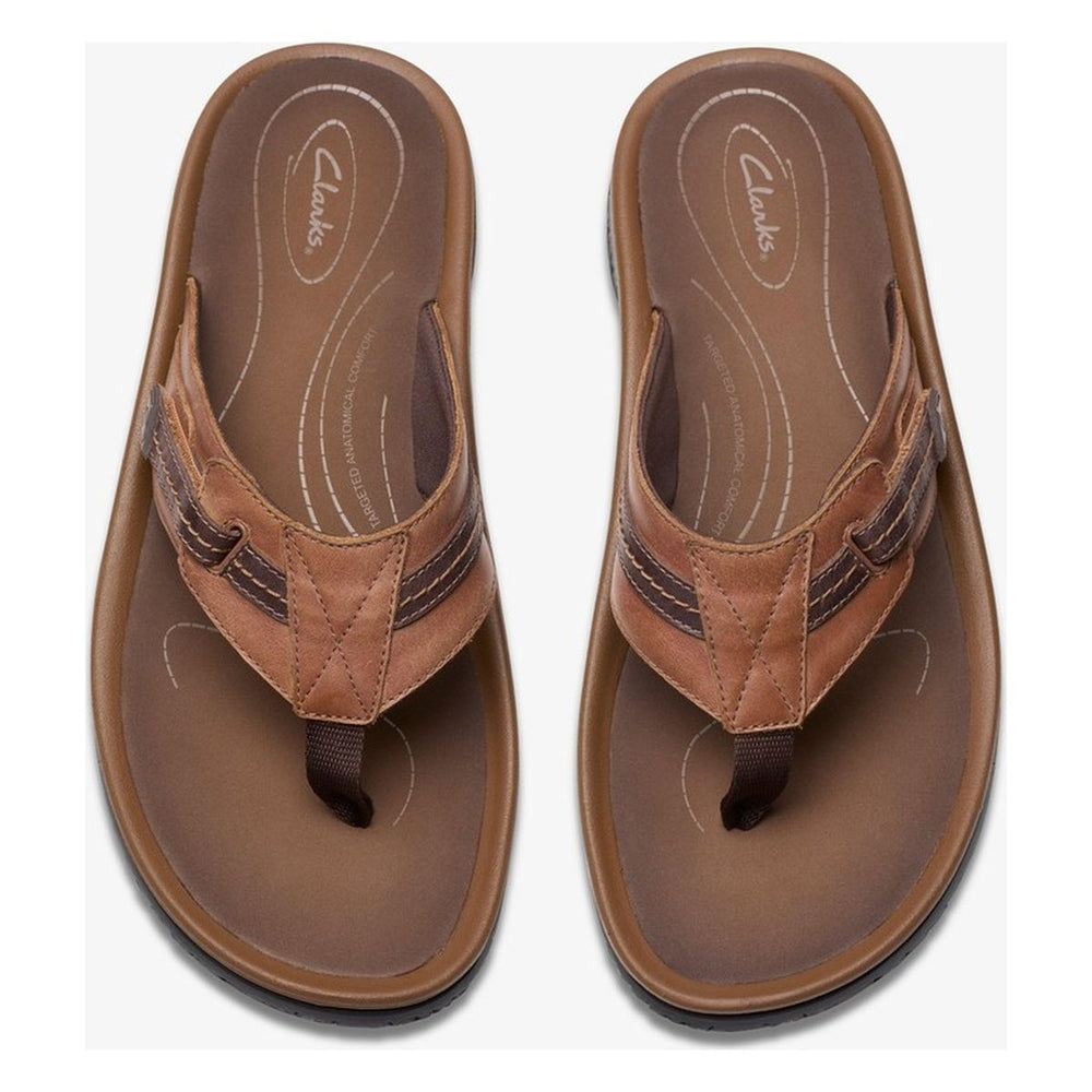 Clarks Wesley Sun Thong Sandal in Light Tan