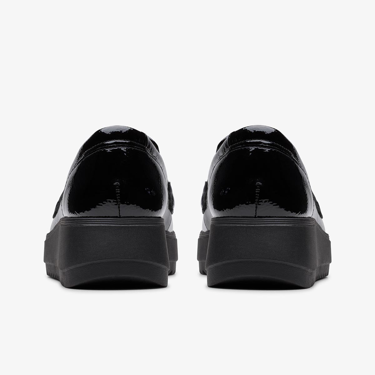 Clarks Zylah Top Women's Loafers in Black Patent