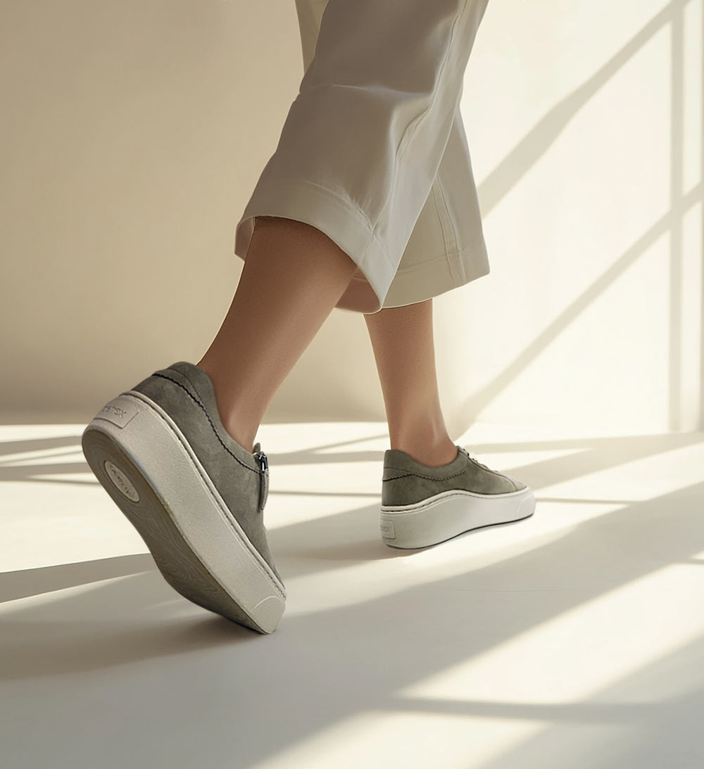 Aetrex Aubrey Arch Support Platform Sneaker in Taupe