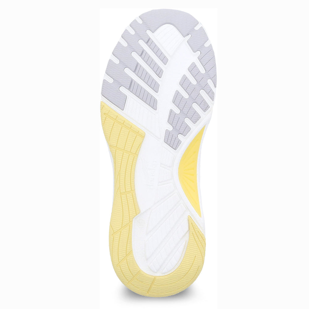 Pace Mesh Sneaker